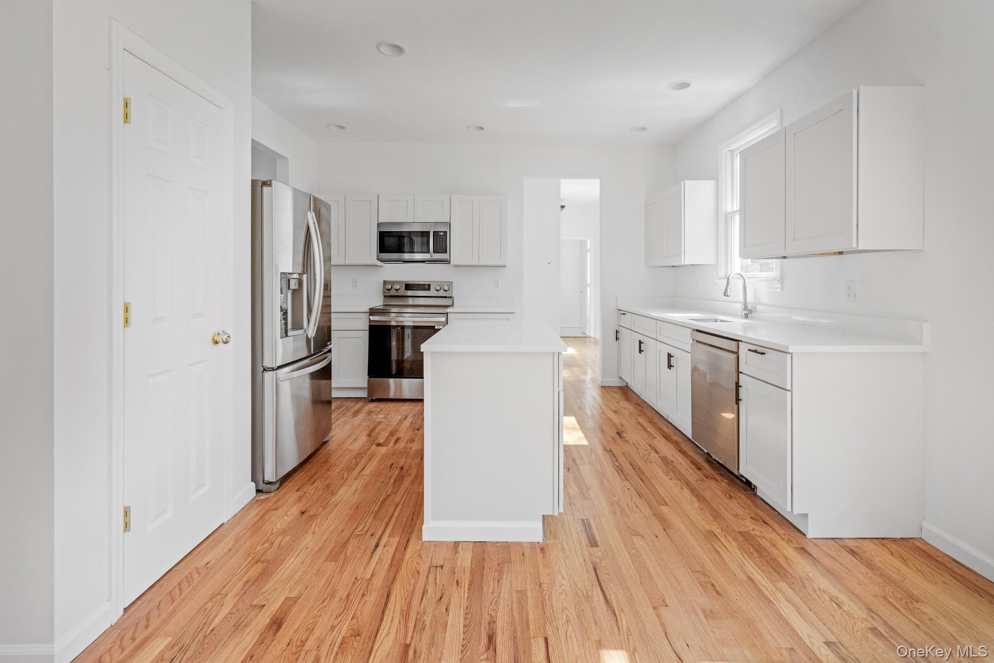 Single Family Edwards  Suffolk County, NY 11933, MLS-988824-10