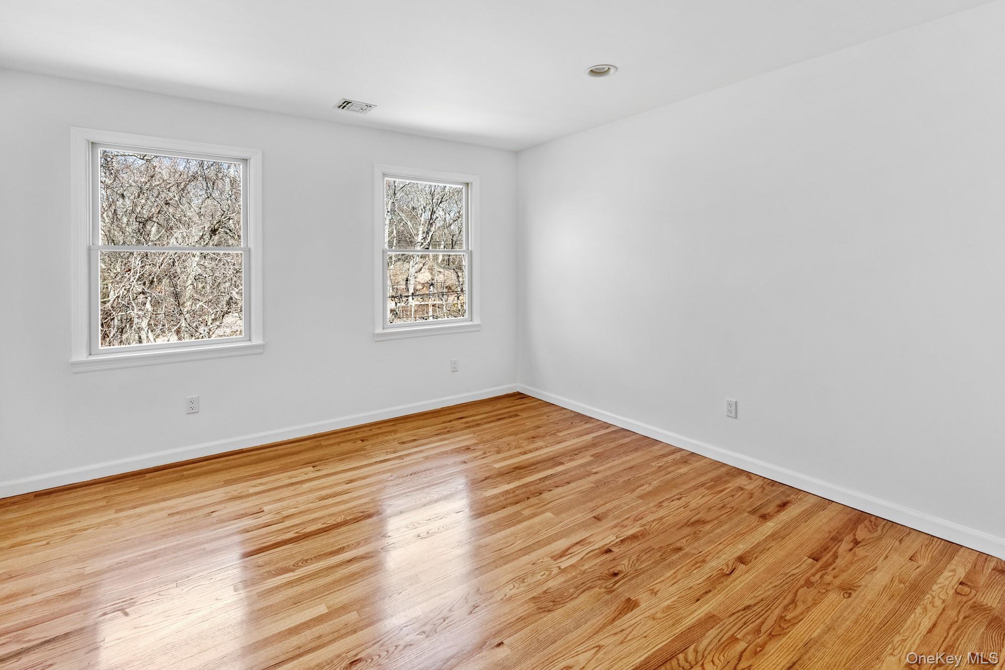 Single Family Edwards  Suffolk County, NY 11933, MLS-988824-26