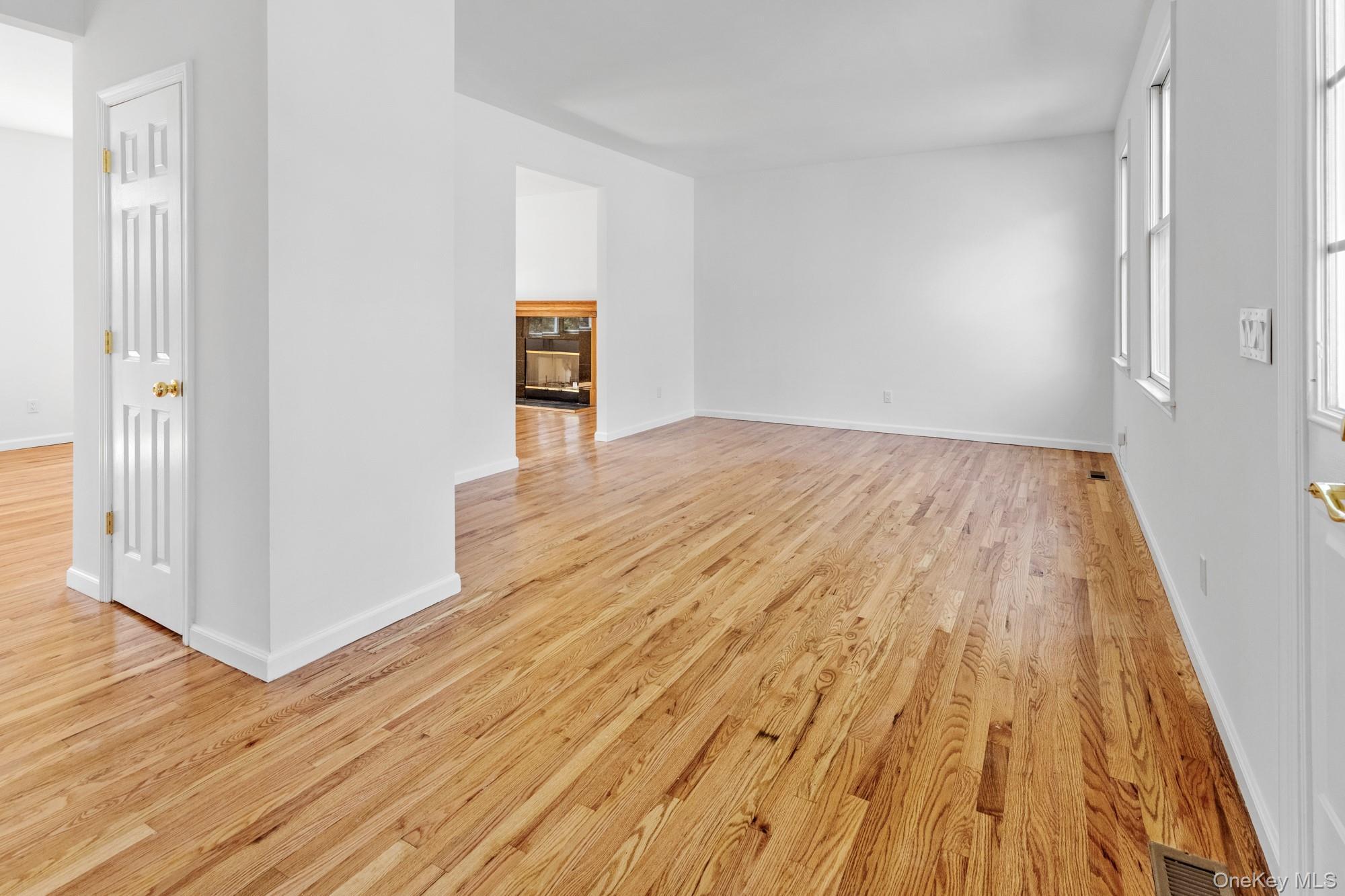 Single Family Edwards  Suffolk County, NY 11933, MLS-988824-4
