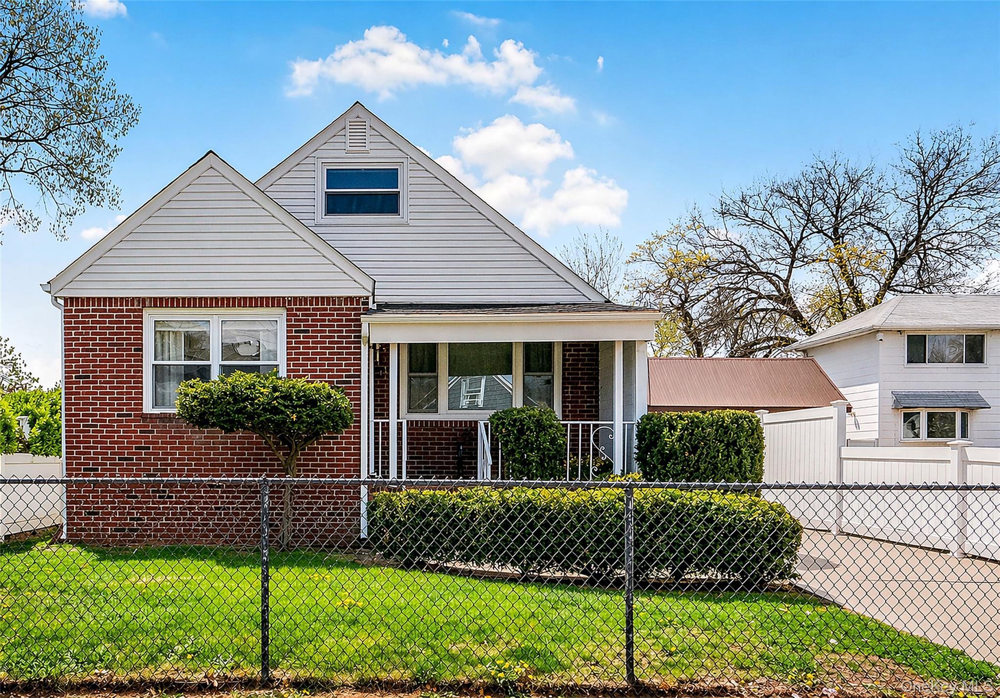Single Family Rosser  Nassau County, NY 11003, MLS-988836-2