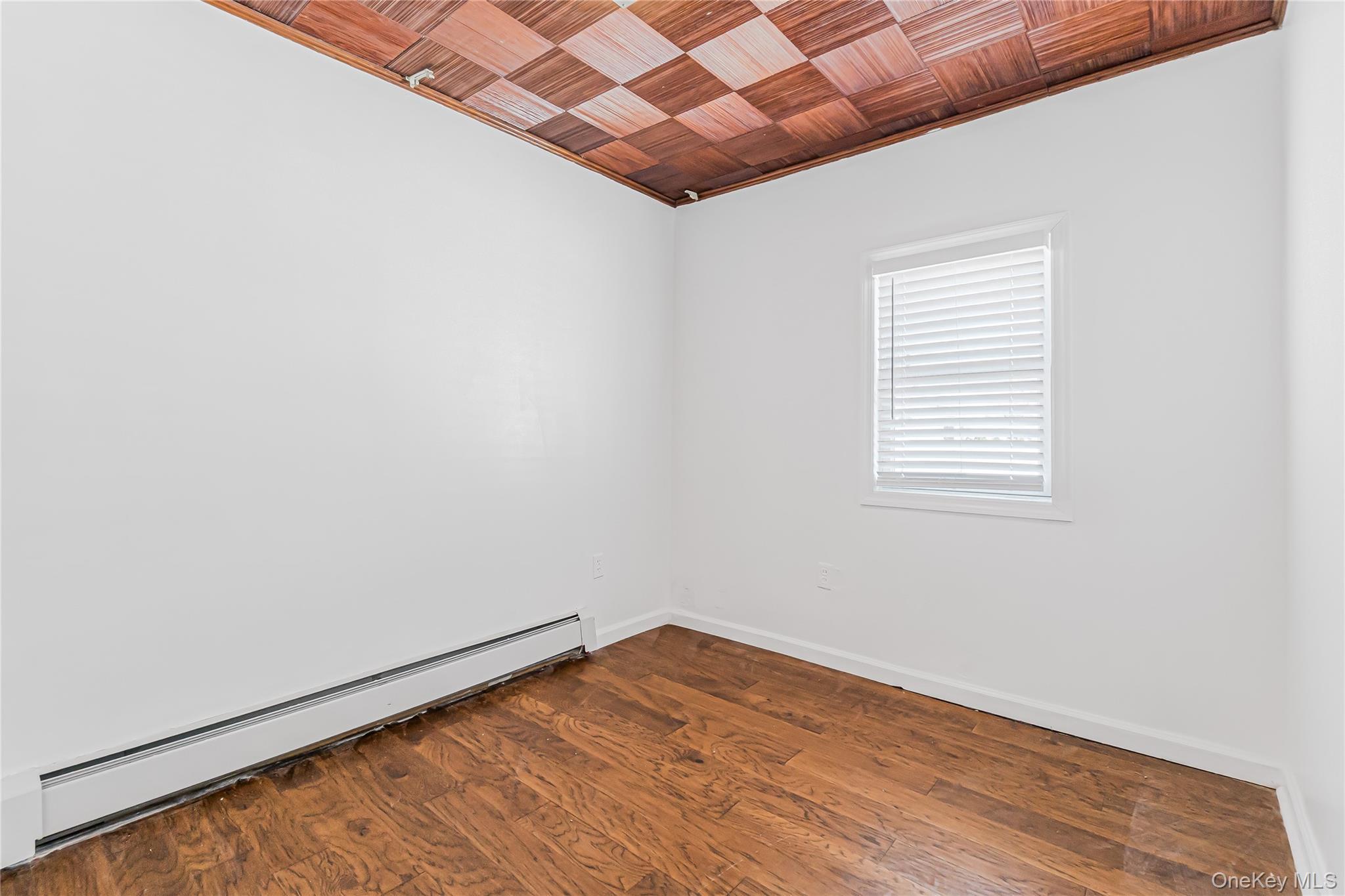 Single Family Rosser  Nassau County, NY 11003, MLS-988836-22