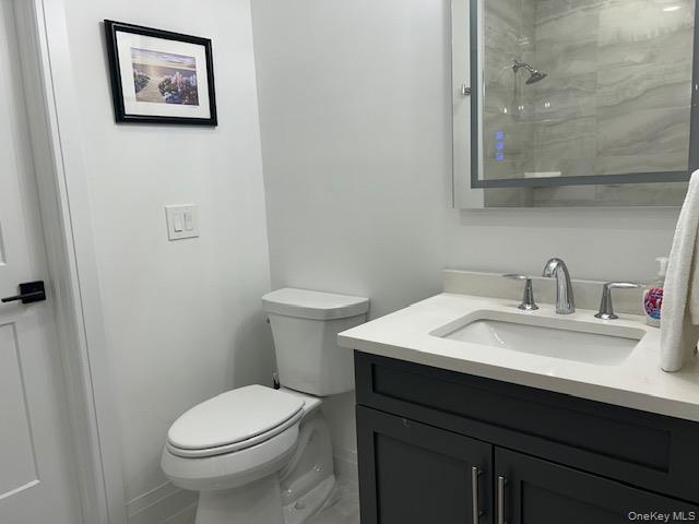 Condo Aspenwood  Nassau County, NY 11803, MLS-988871-16