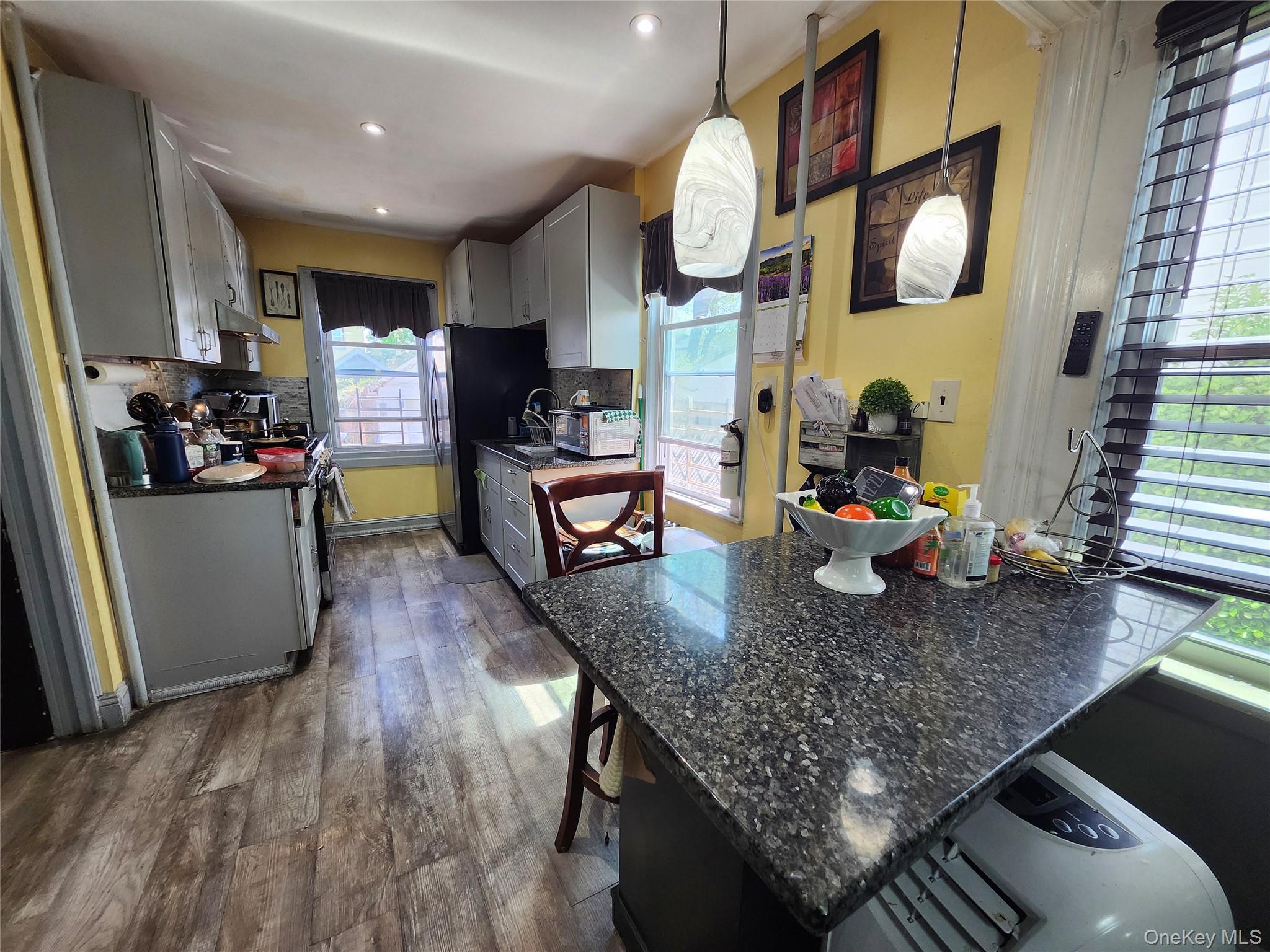Single Family 214th  Queens, NY 11429, MLS-988882-10