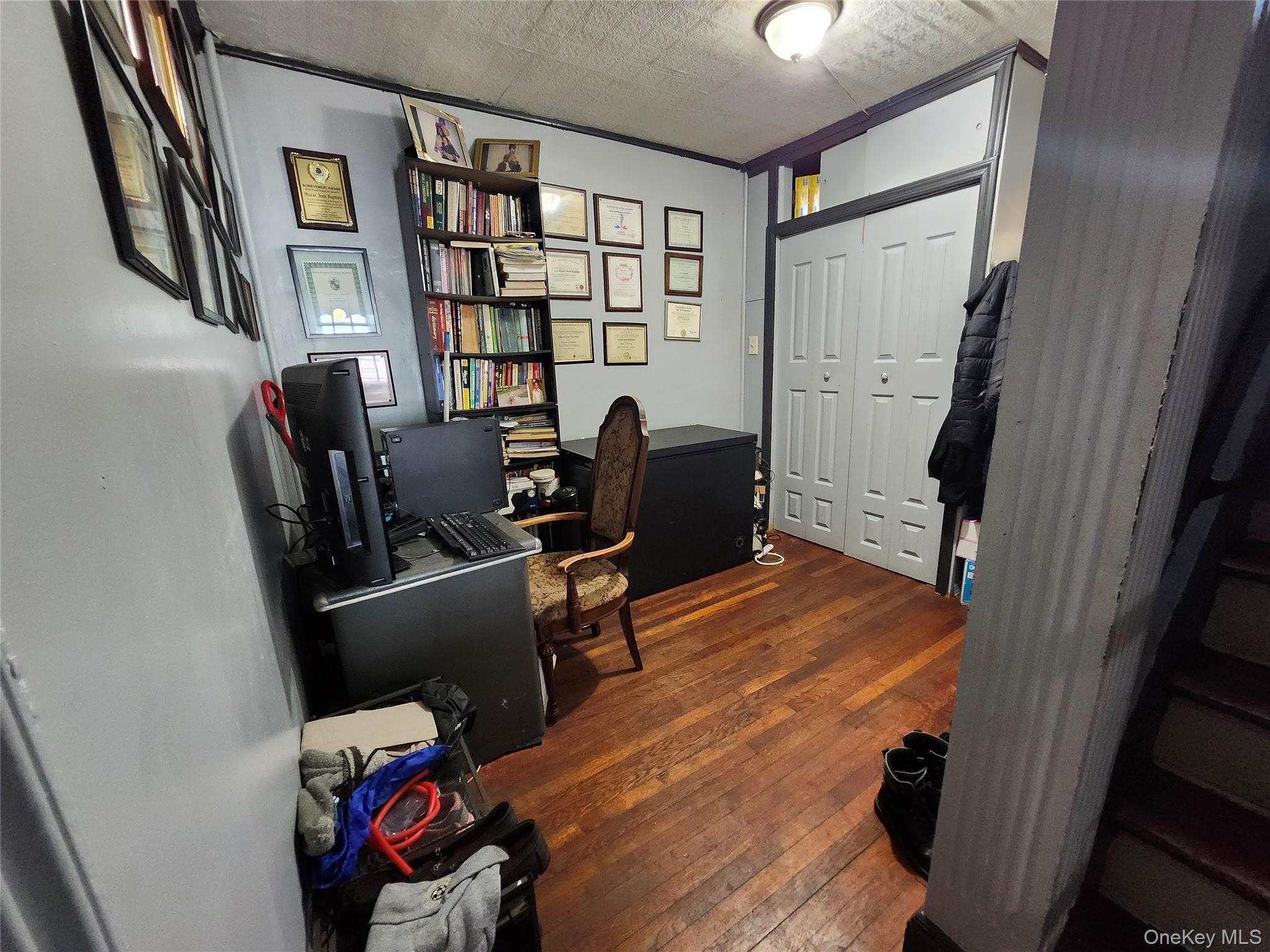 Single Family 214th  Queens, NY 11429, MLS-988882-11