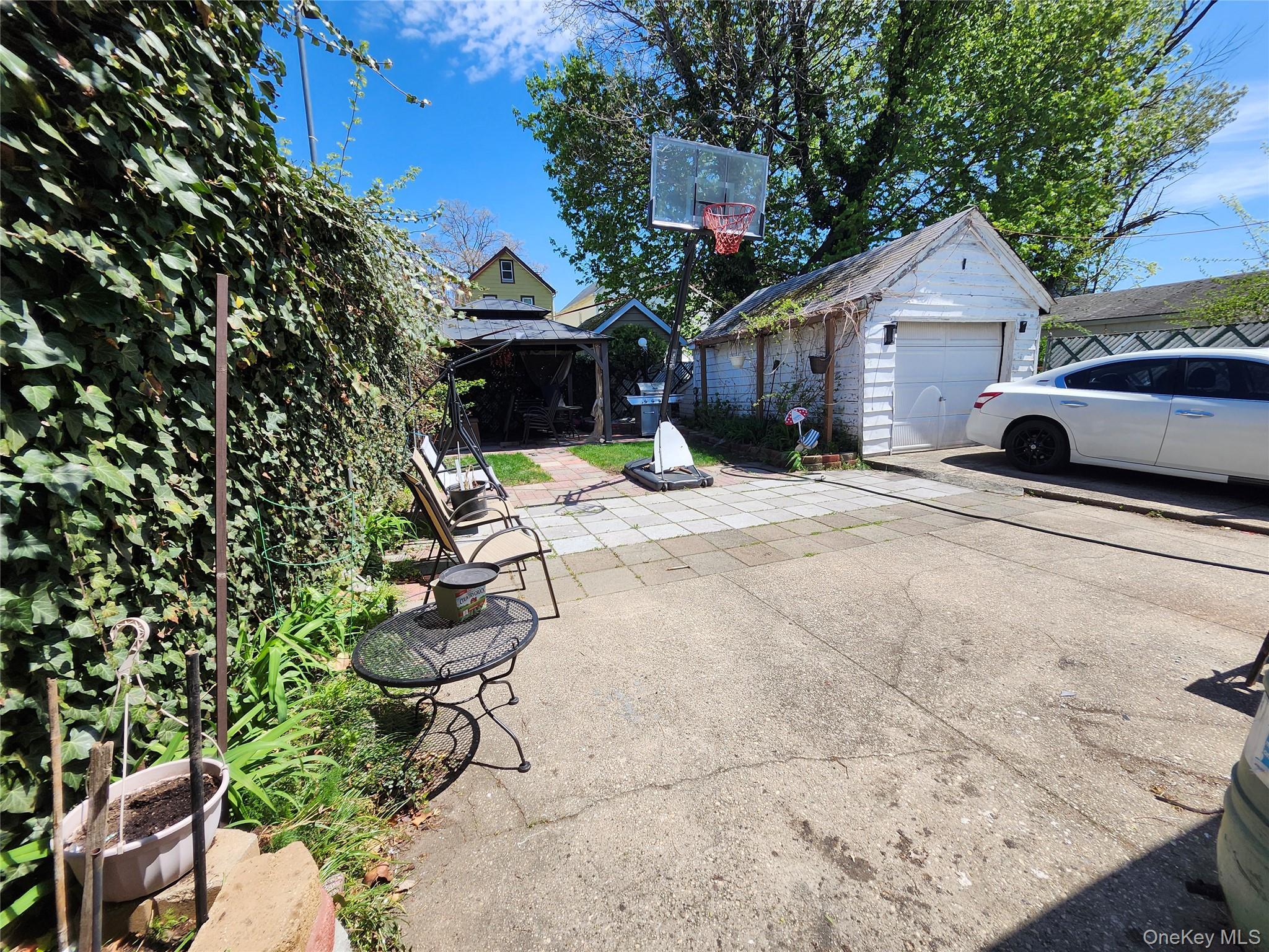 Single Family 214th  Queens, NY 11429, MLS-988882-35