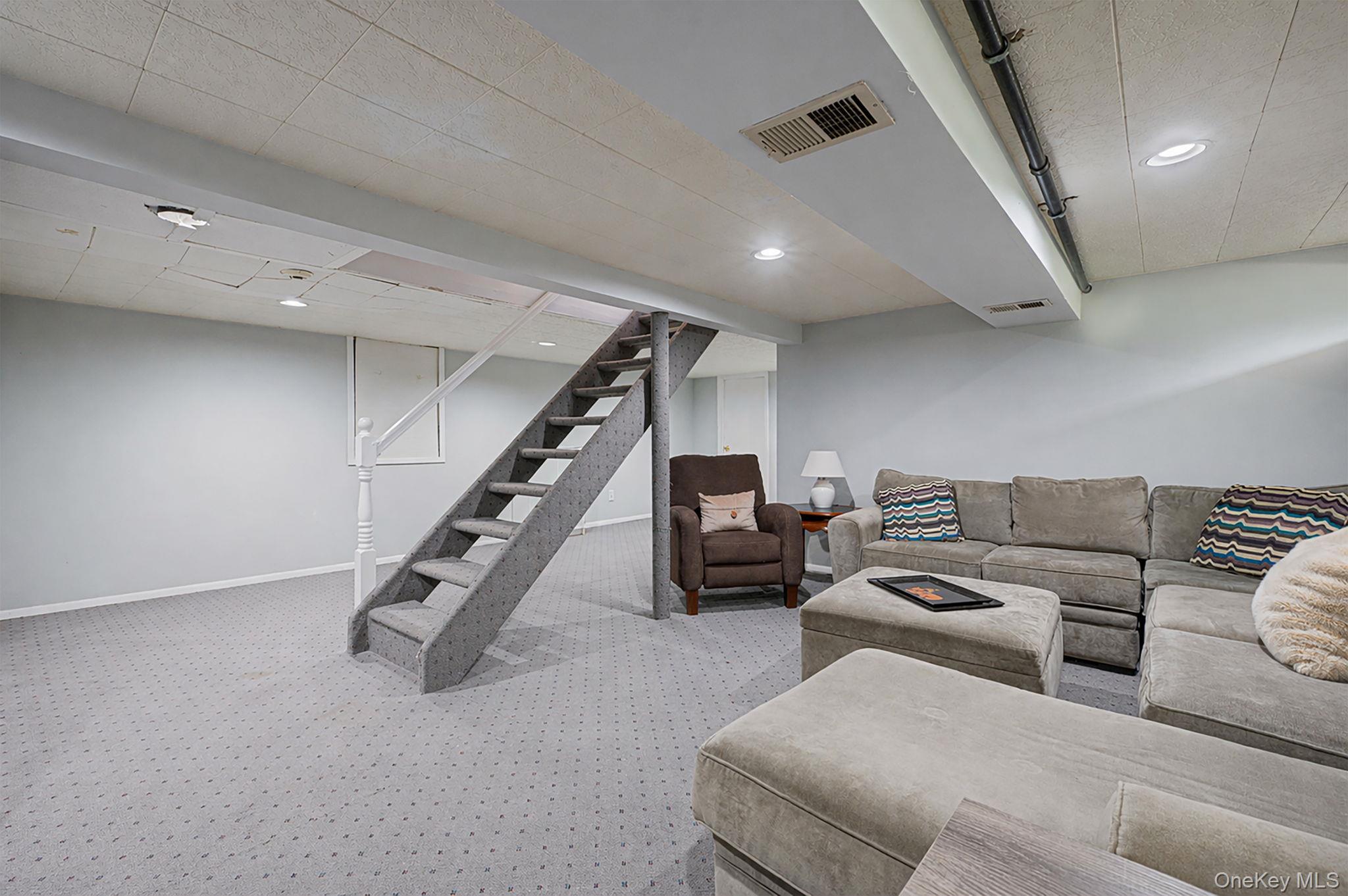 Single Family Sheldon  Suffolk County, NY 11725, MLS-988920-17