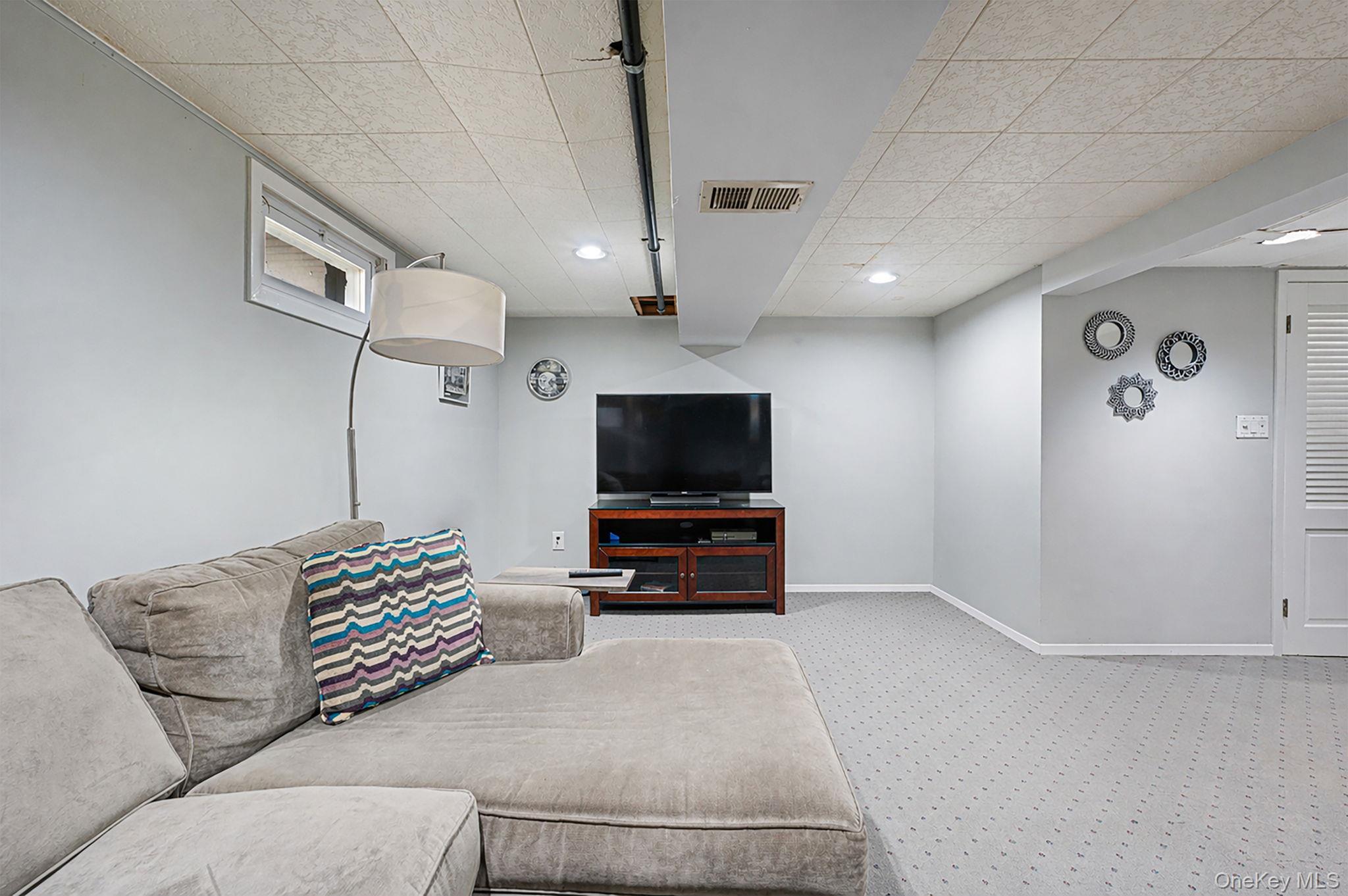 Single Family Sheldon  Suffolk County, NY 11725, MLS-988920-19