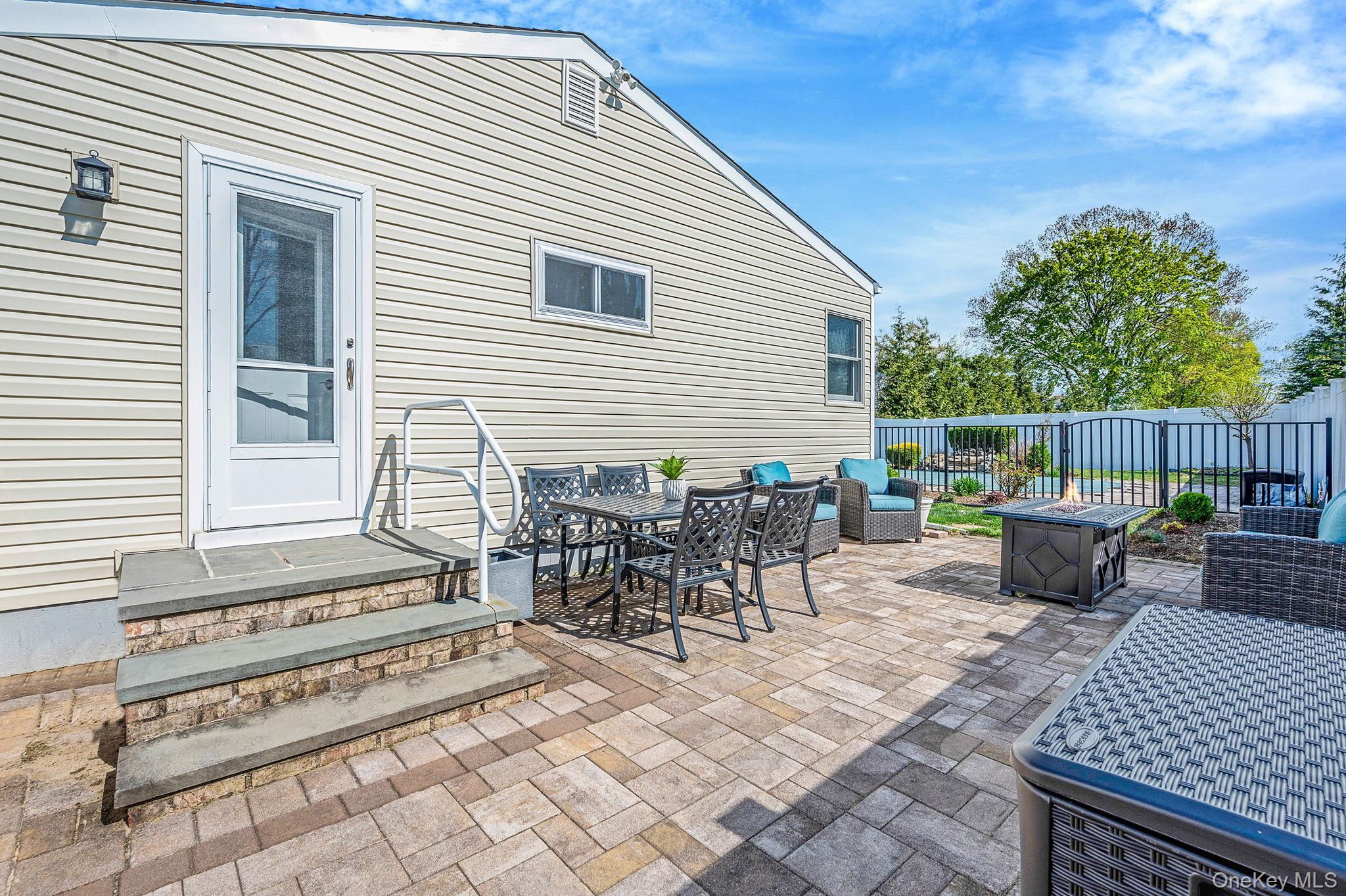 Single Family Sheldon  Suffolk County, NY 11725, MLS-988920-21