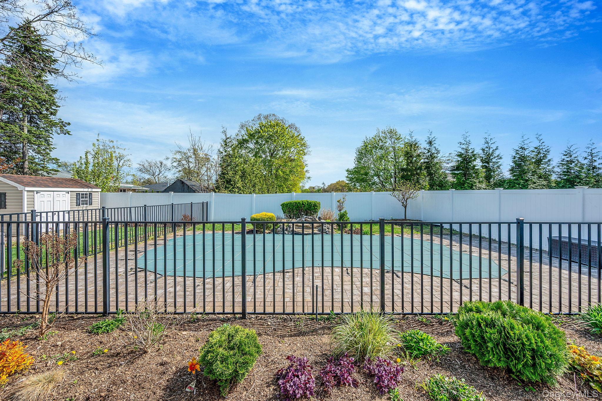 Single Family Sheldon  Suffolk County, NY 11725, MLS-988920-24