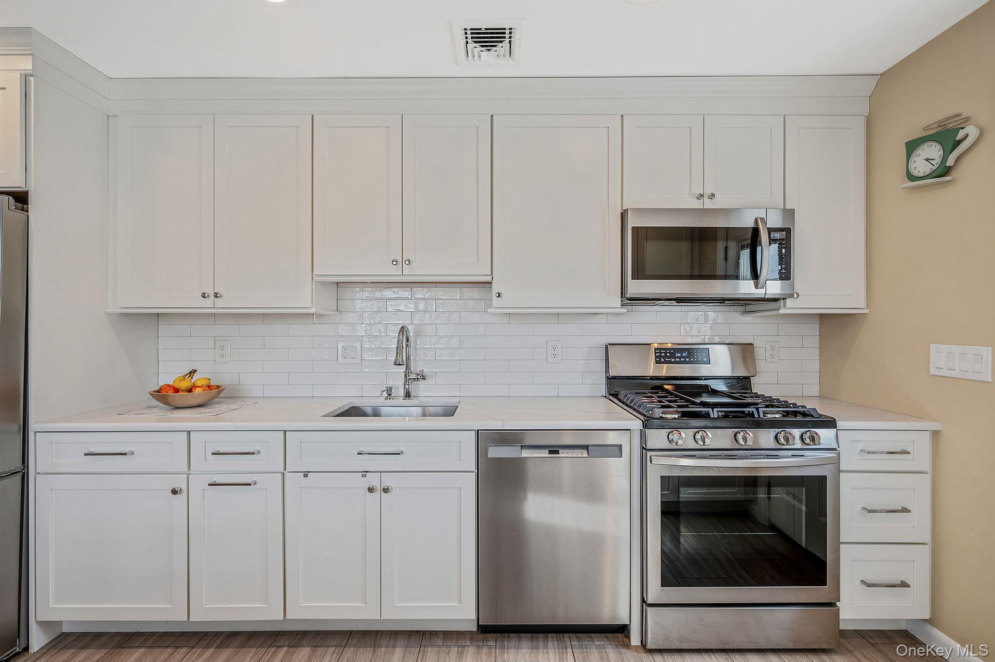 Single Family Sheldon  Suffolk County, NY 11725, MLS-988920-9