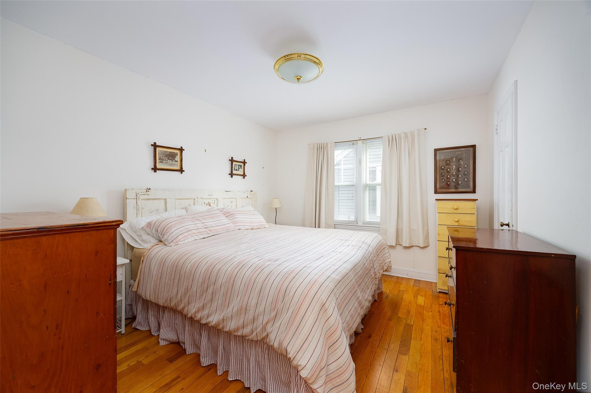 Single Family Kingston  Dutchess County, NY 12603, MLS-988938-11