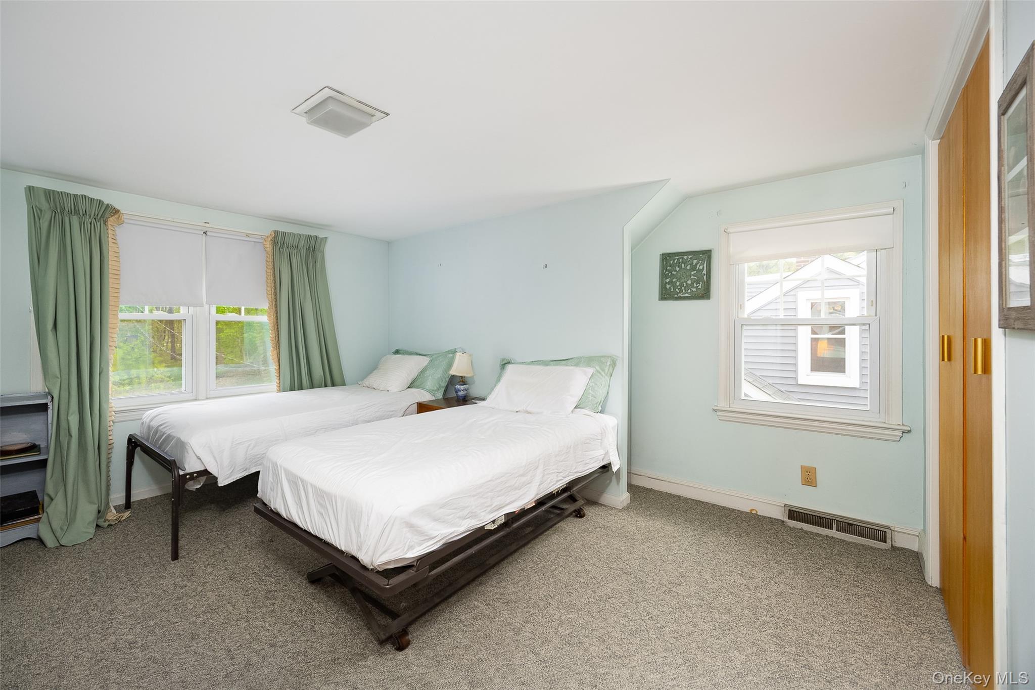 Single Family Kingston  Dutchess County, NY 12603, MLS-988938-13