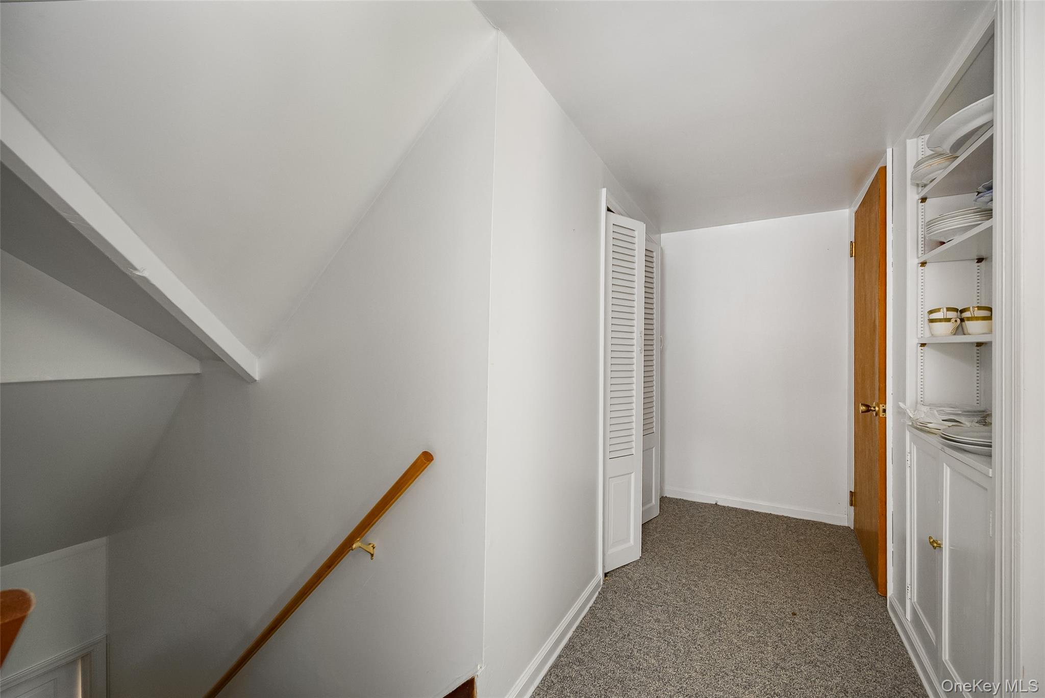 Single Family Kingston  Dutchess County, NY 12603, MLS-988938-17