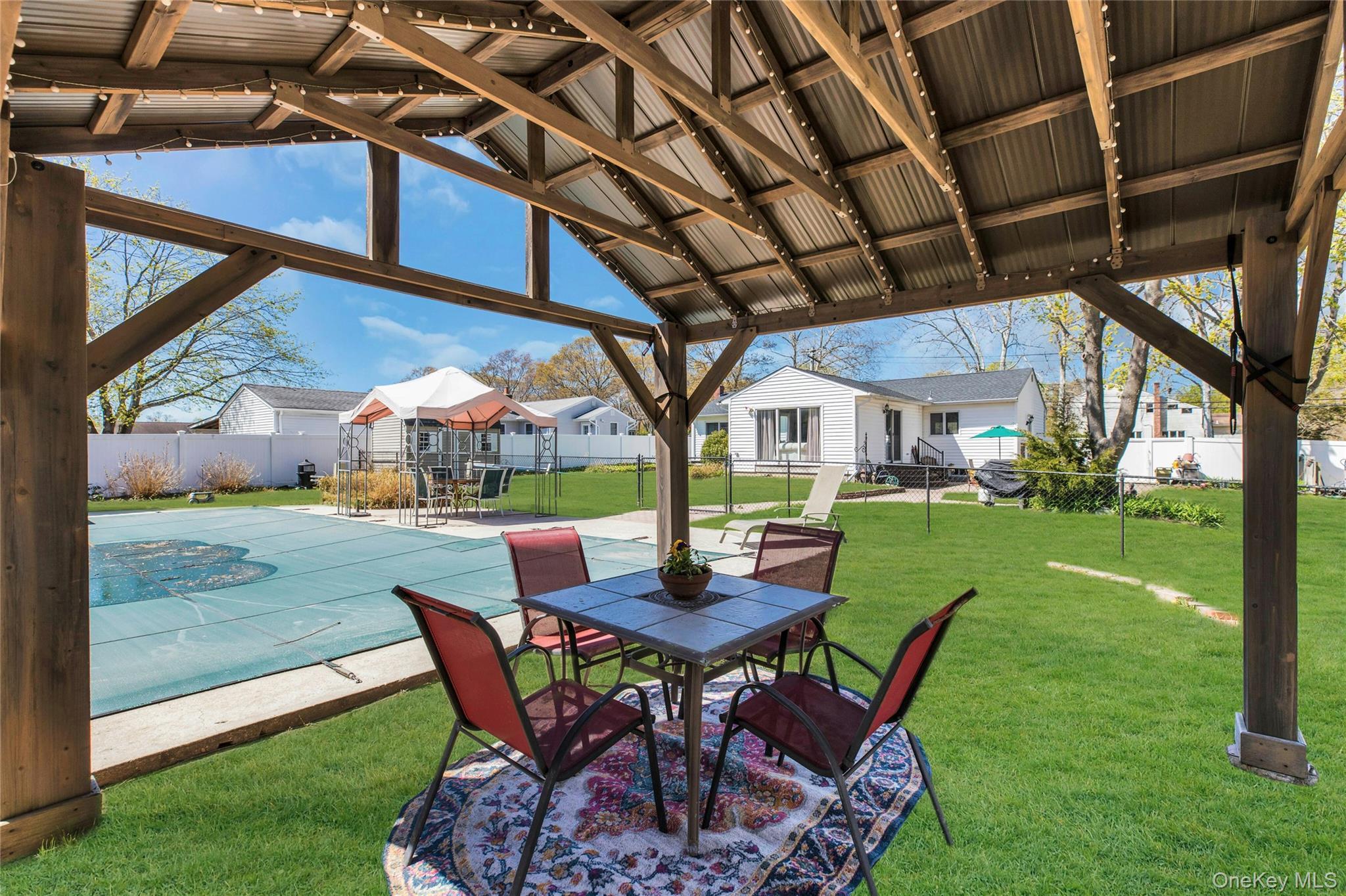 Single Family Division  Suffolk County, NY 11715, MLS-988978-31