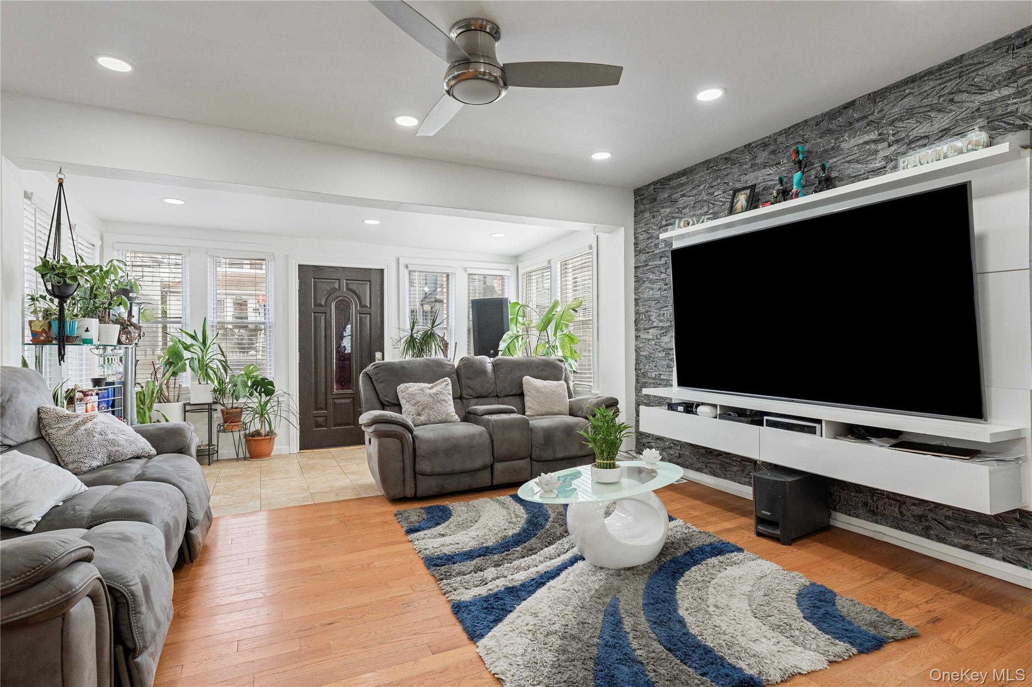 Single Family 147th  Queens, NY 11436, MLS-988986-6