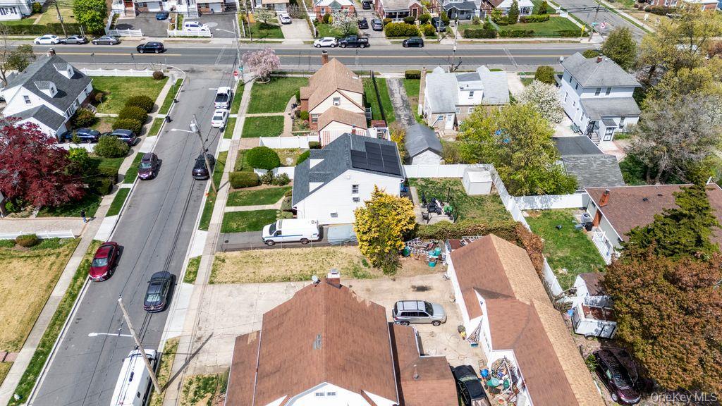 Single Family Hawthorne  Nassau County, NY 11553, MLS-988998-26