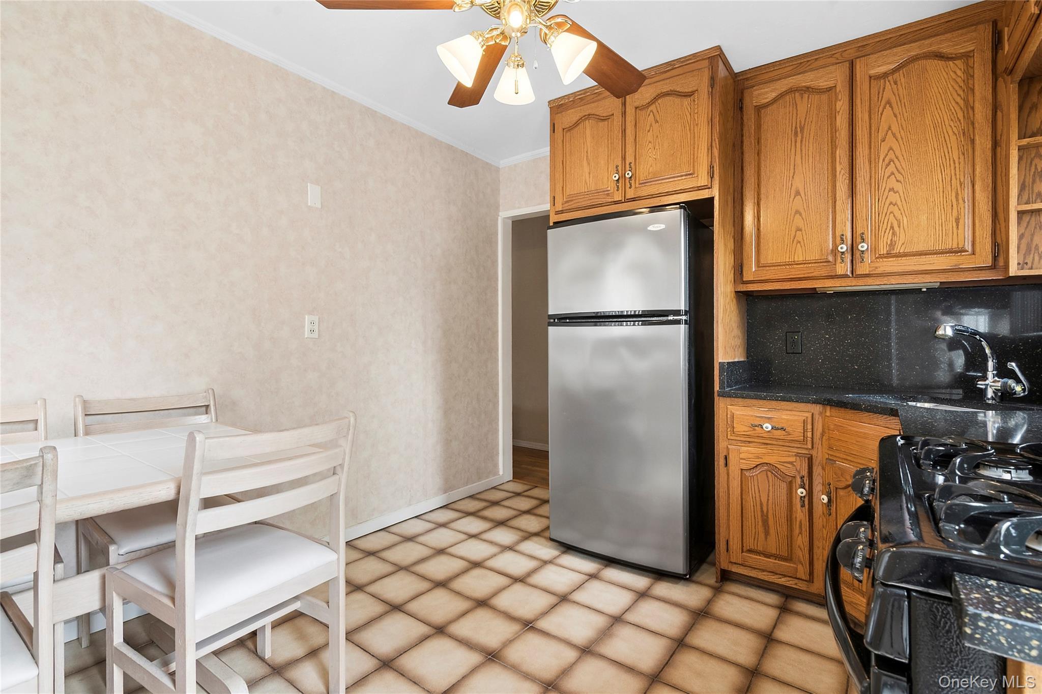 Single Family 136th  Queens, NY 11367, MLS-989025-6
