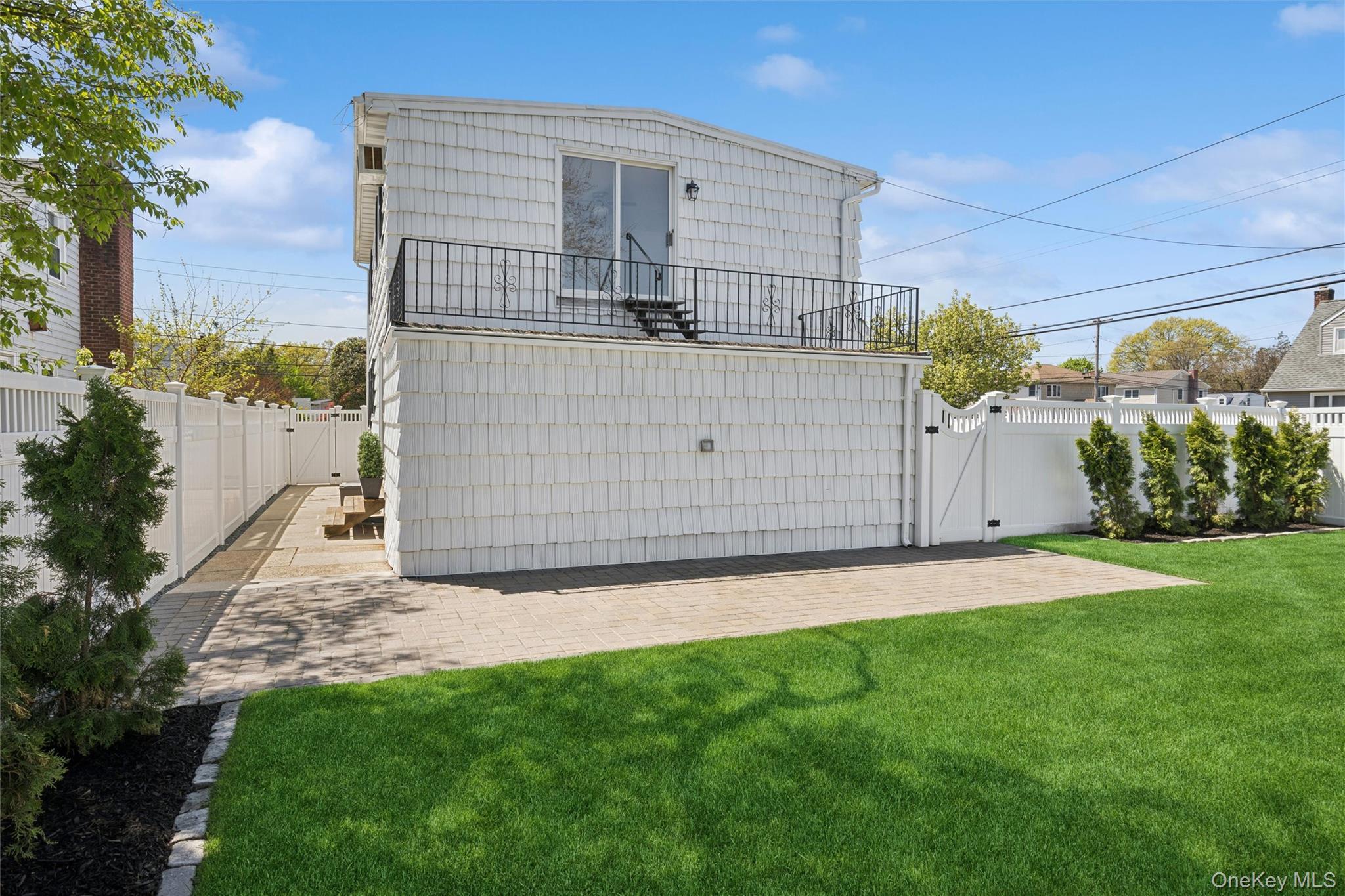 Single Family Maurice  Nassau County, NY 11554, MLS-989059-28