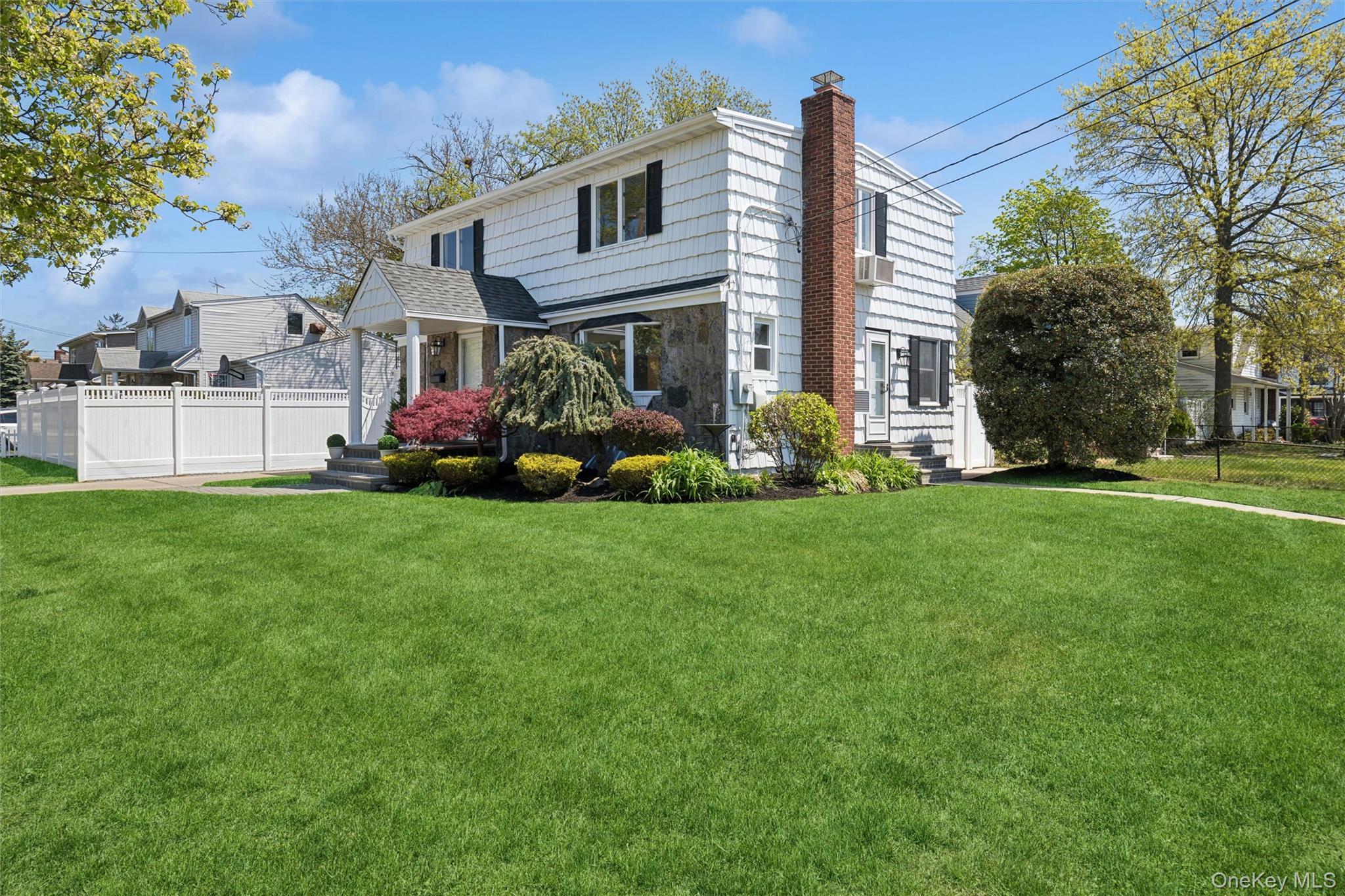 Single Family Maurice  Nassau County, NY 11554, MLS-989059-29