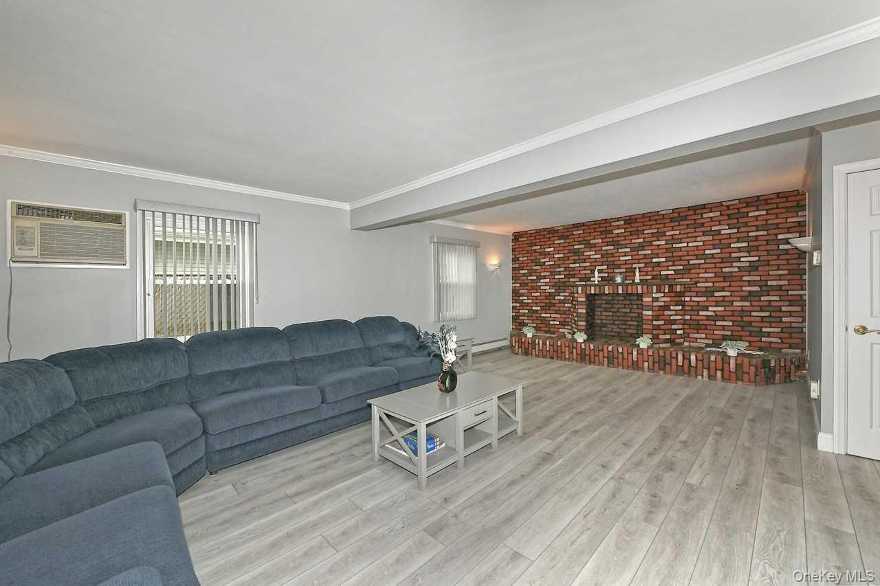 Single Family Saddle  Nassau County, NY 11756, MLS-989070-12