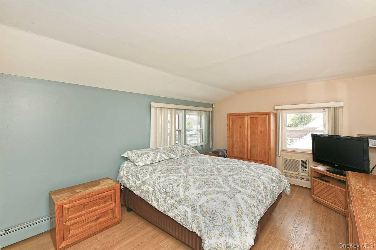 Single Family Saddle  Nassau County, NY 11756, MLS-989070-19