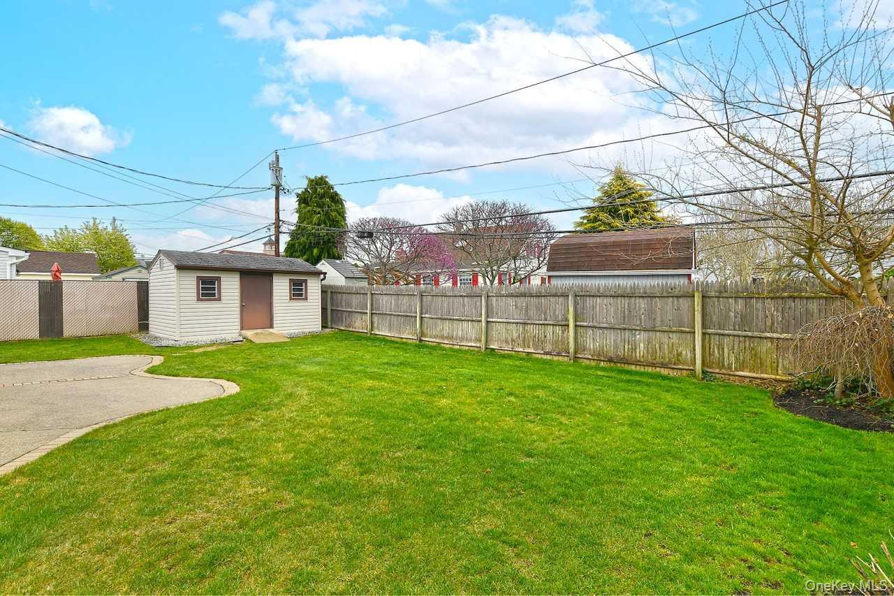 Single Family Saddle  Nassau County, NY 11756, MLS-989070-27