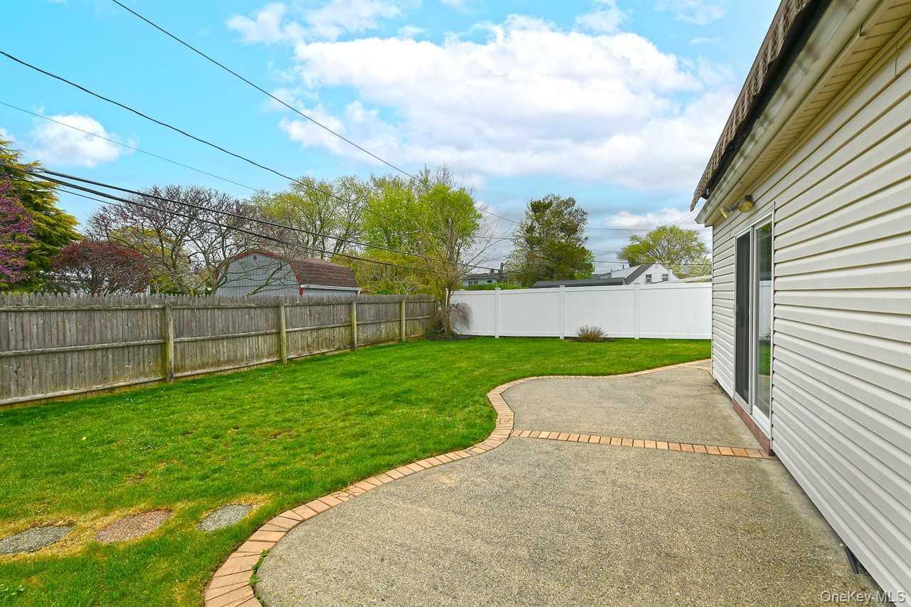 Single Family Saddle  Nassau County, NY 11756, MLS-989070-30