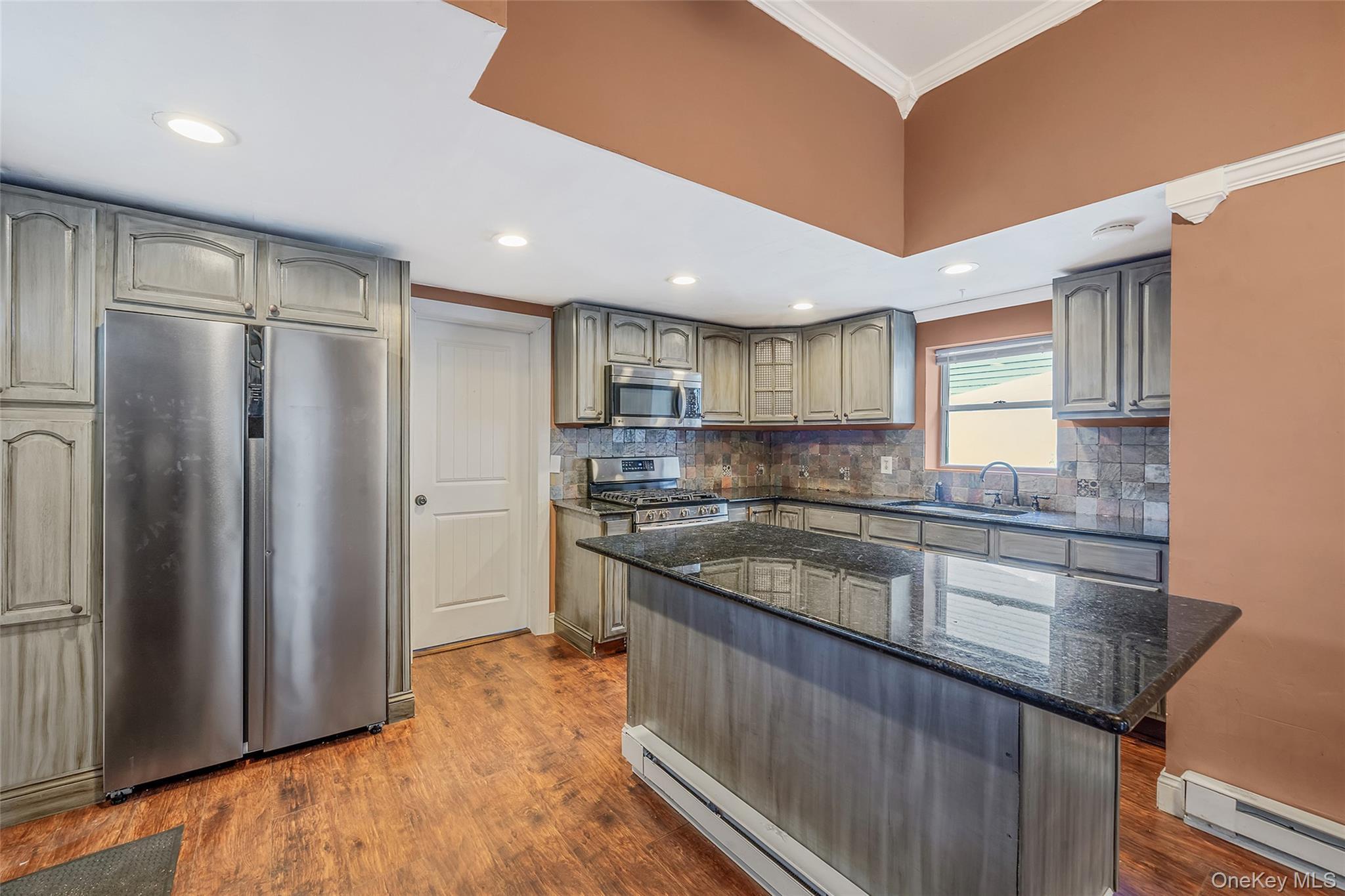 Single Family Maple Road Suffolk County, NY 11754, MLS-989075-13