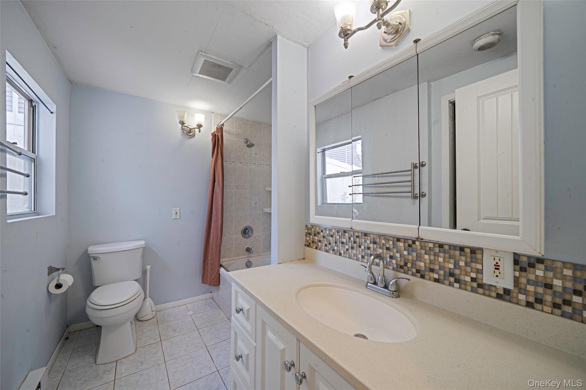 Single Family Maple Road Suffolk County, NY 11754, MLS-989075-18