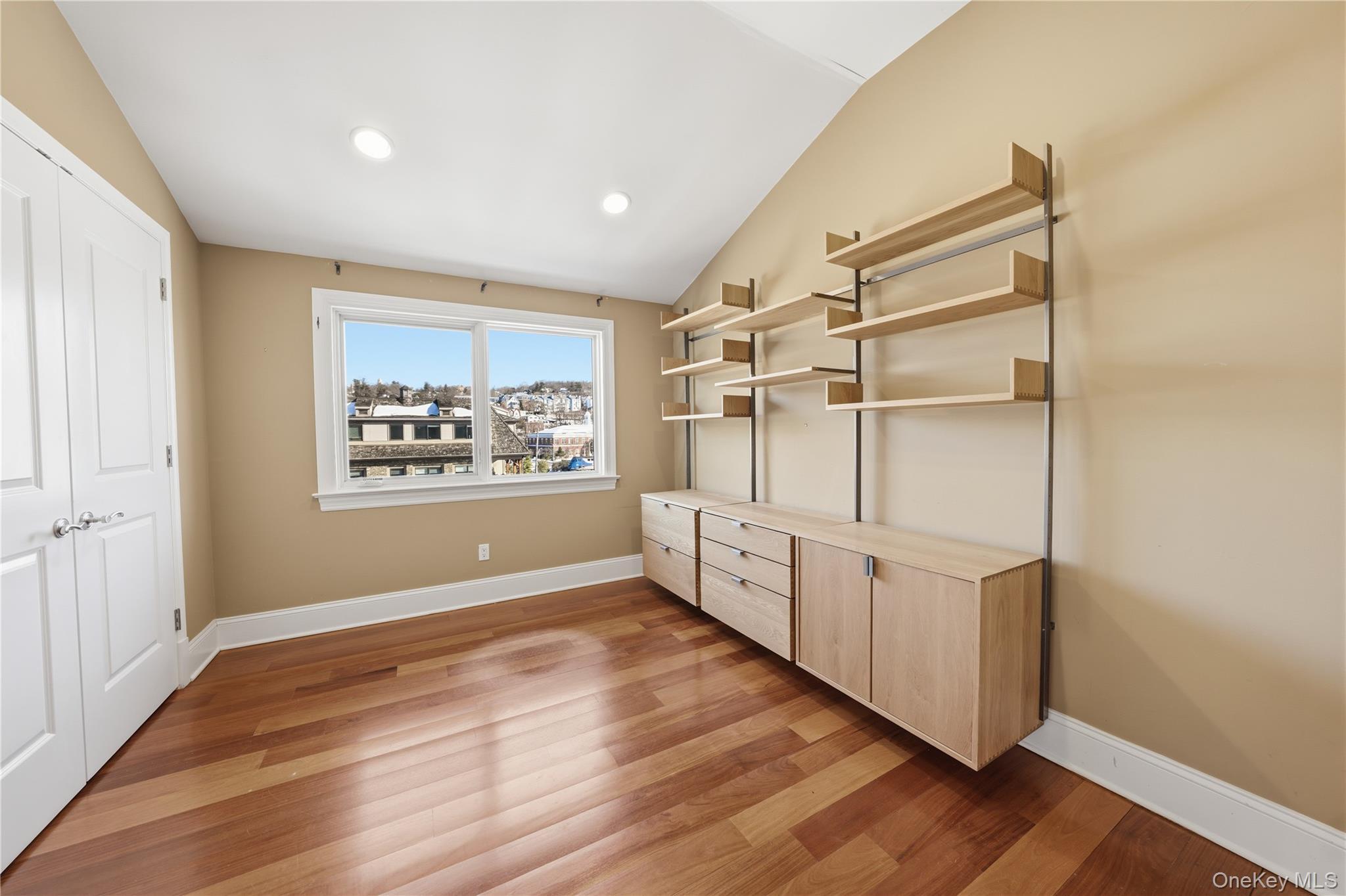 Condo Main  Westchester County, NY 10591, MLS-989078-21