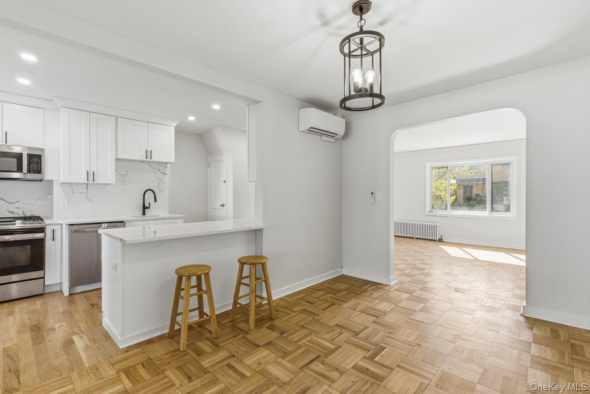 Single Family 165th Queens, NY 11365, MLS-989080-4