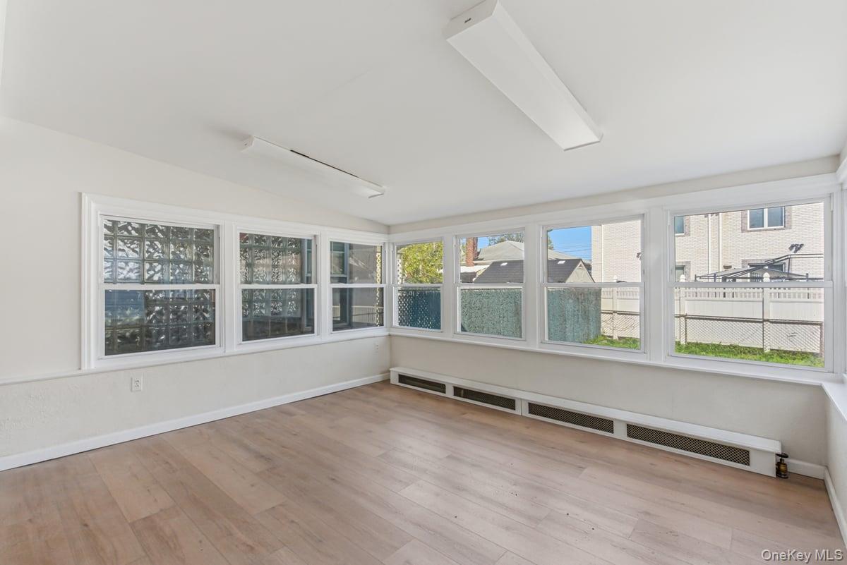 Single Family 165th Queens, NY 11365, MLS-989080-7