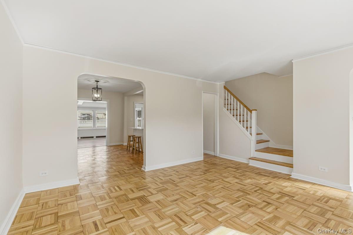 Single Family 165th Queens, NY 11365, MLS-989080-8