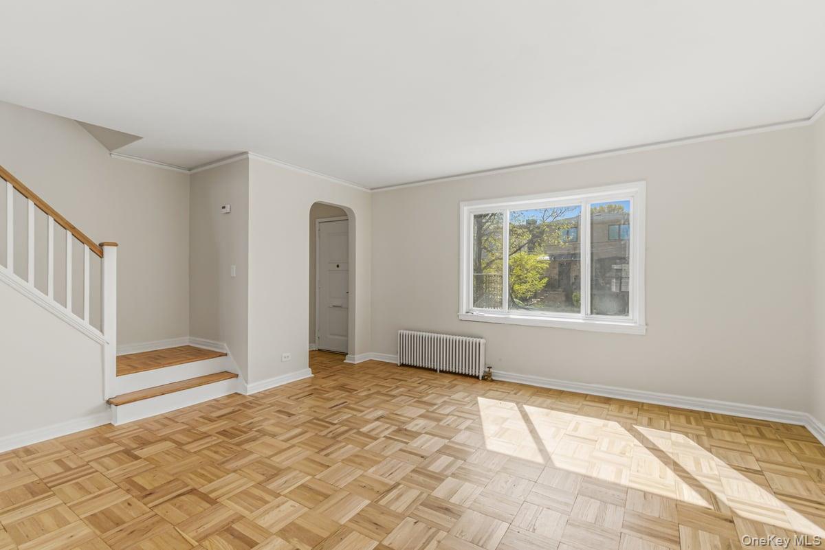 Single Family 165th Queens, NY 11365, MLS-989080-9