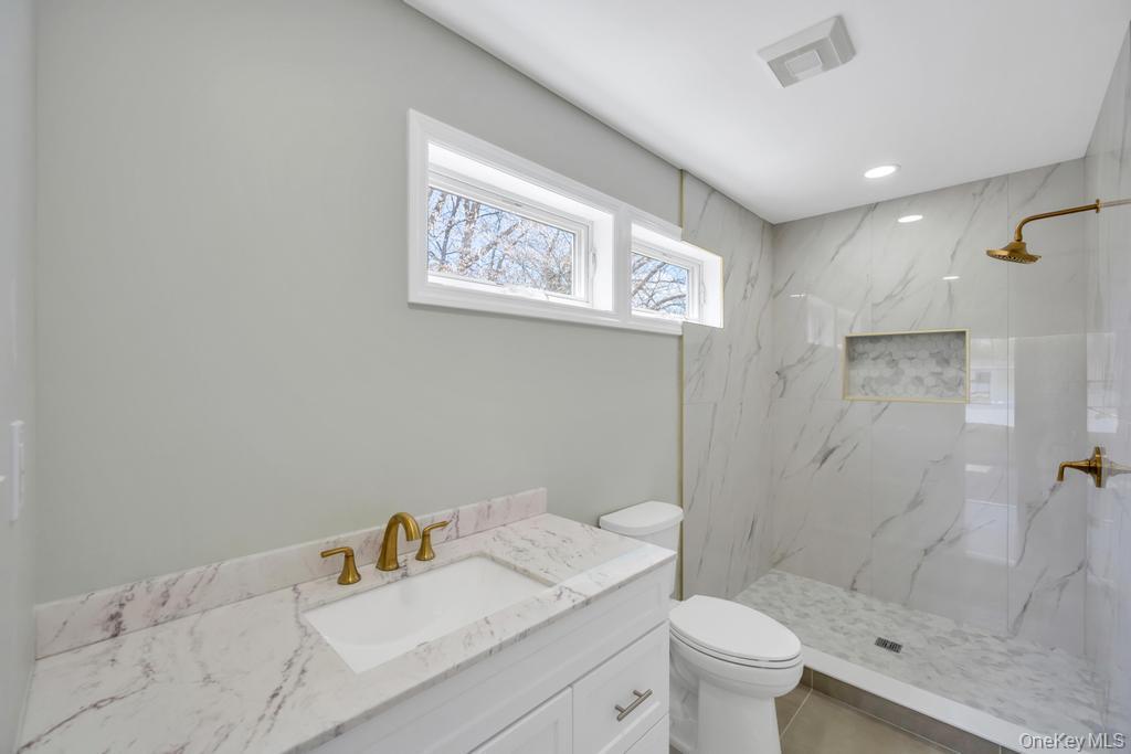 Single Family Blackpine  Suffolk County, NY 11763, MLS-989107-10