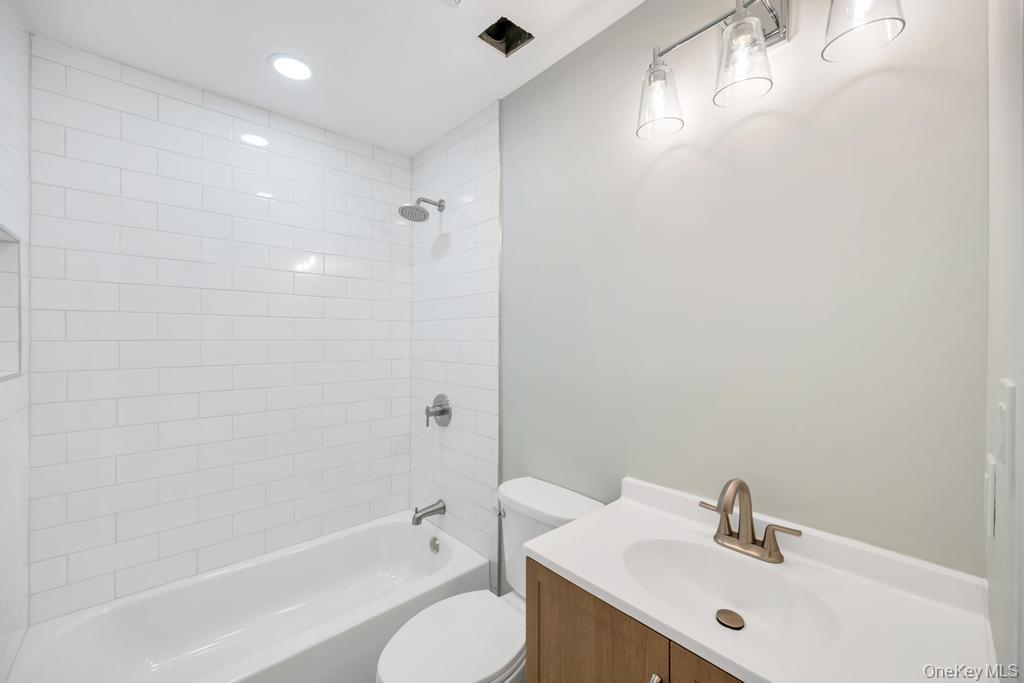 Single Family Blackpine  Suffolk County, NY 11763, MLS-989107-12