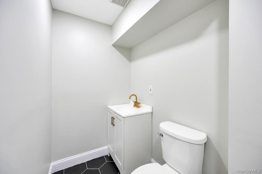 Single Family Blackpine  Suffolk County, NY 11763, MLS-989107-13