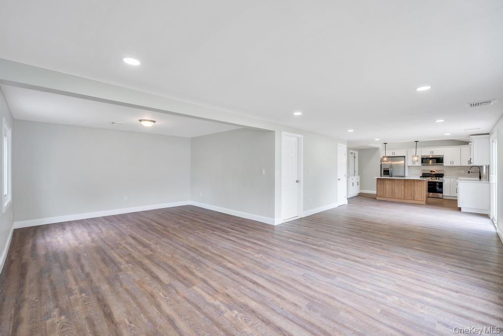 Single Family Blackpine  Suffolk County, NY 11763, MLS-989107-6