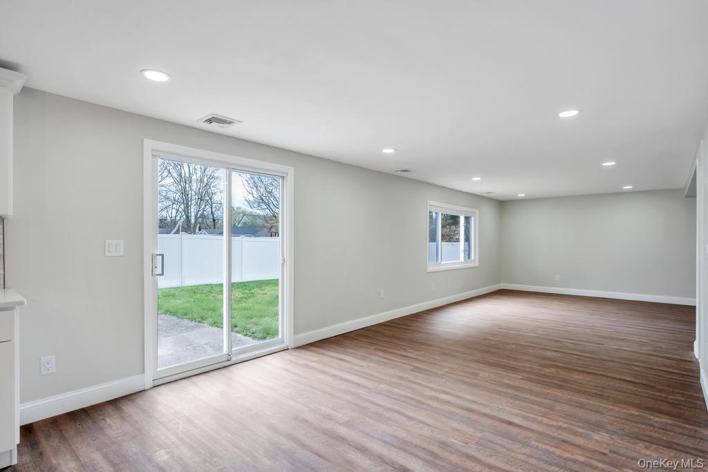 Single Family Blackpine  Suffolk County, NY 11763, MLS-989107-7