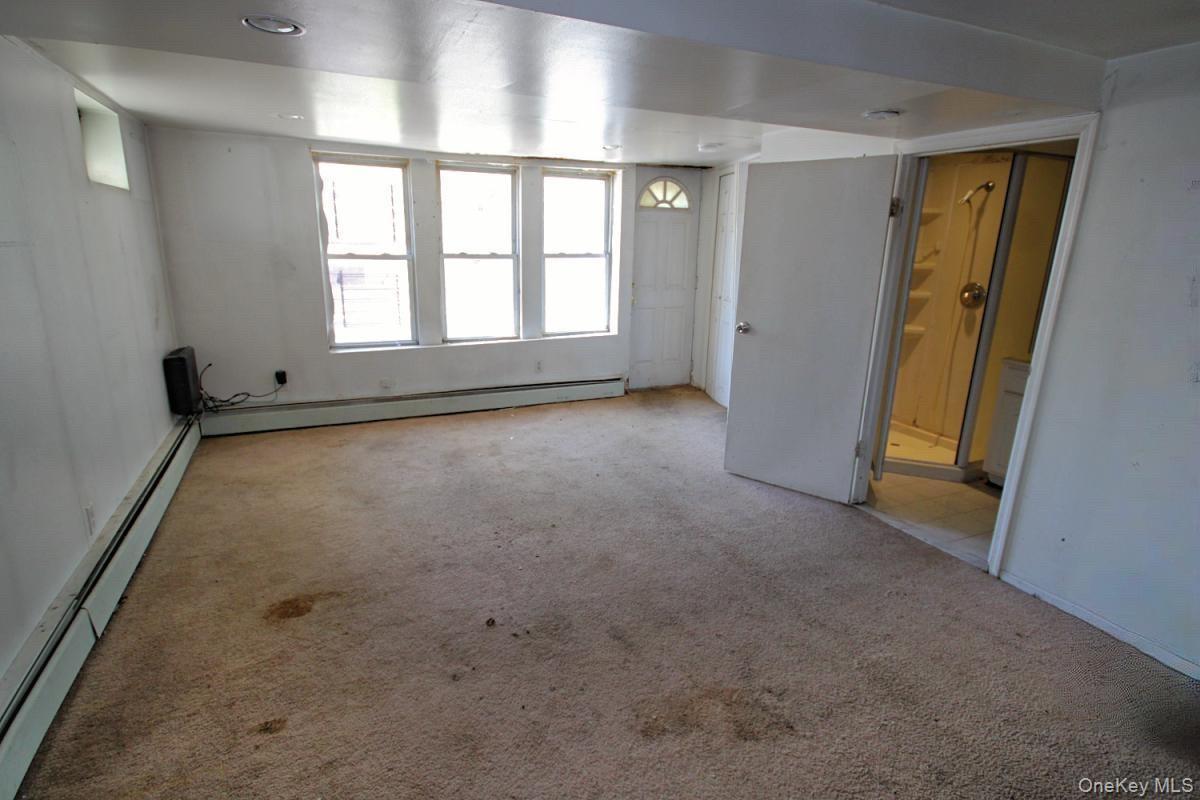 Single Family Victory  Staten Island, NY 10301, MLS-989132-11