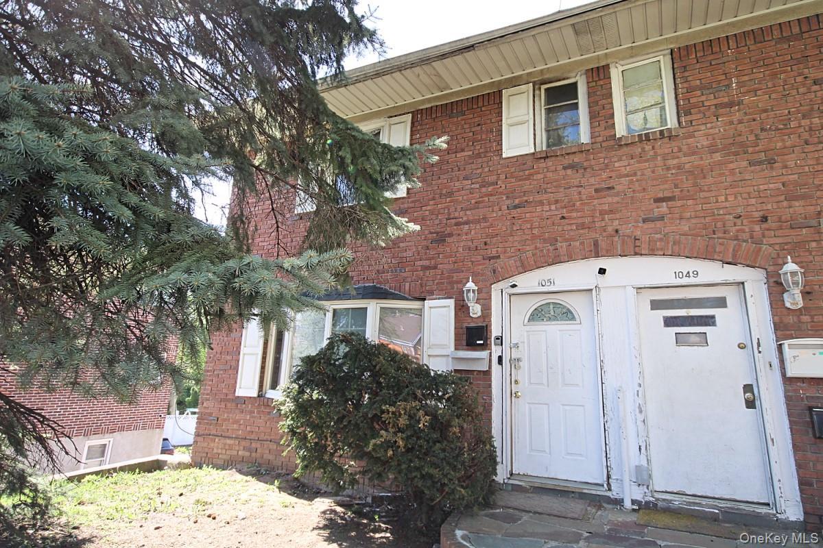Single Family Victory  Staten Island, NY 10301, MLS-989132-7