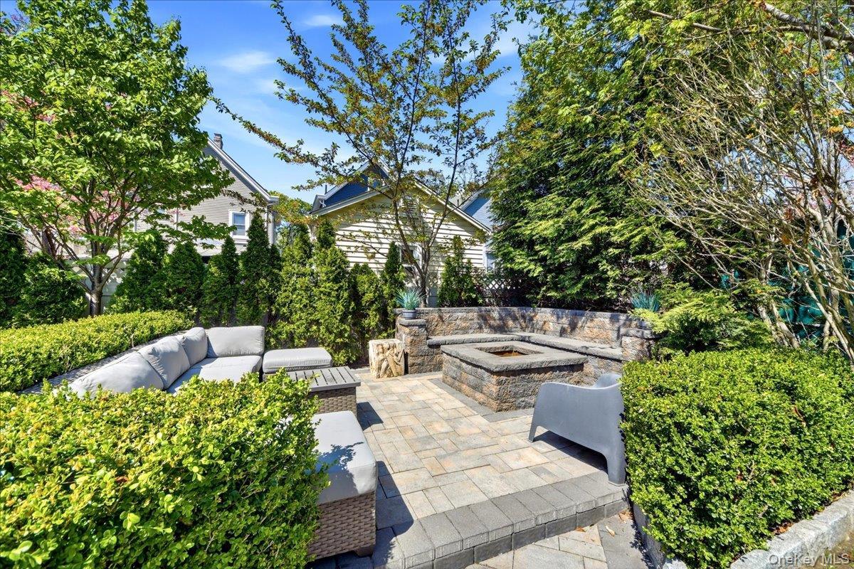 Single Family Fordham Bronx, NY 10464, MLS-989139-3