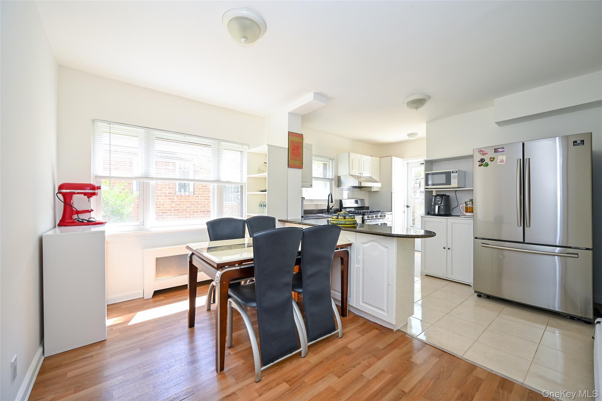 Single Family Kingsbury Avenue Queens, NY 11364, MLS-989140-6
