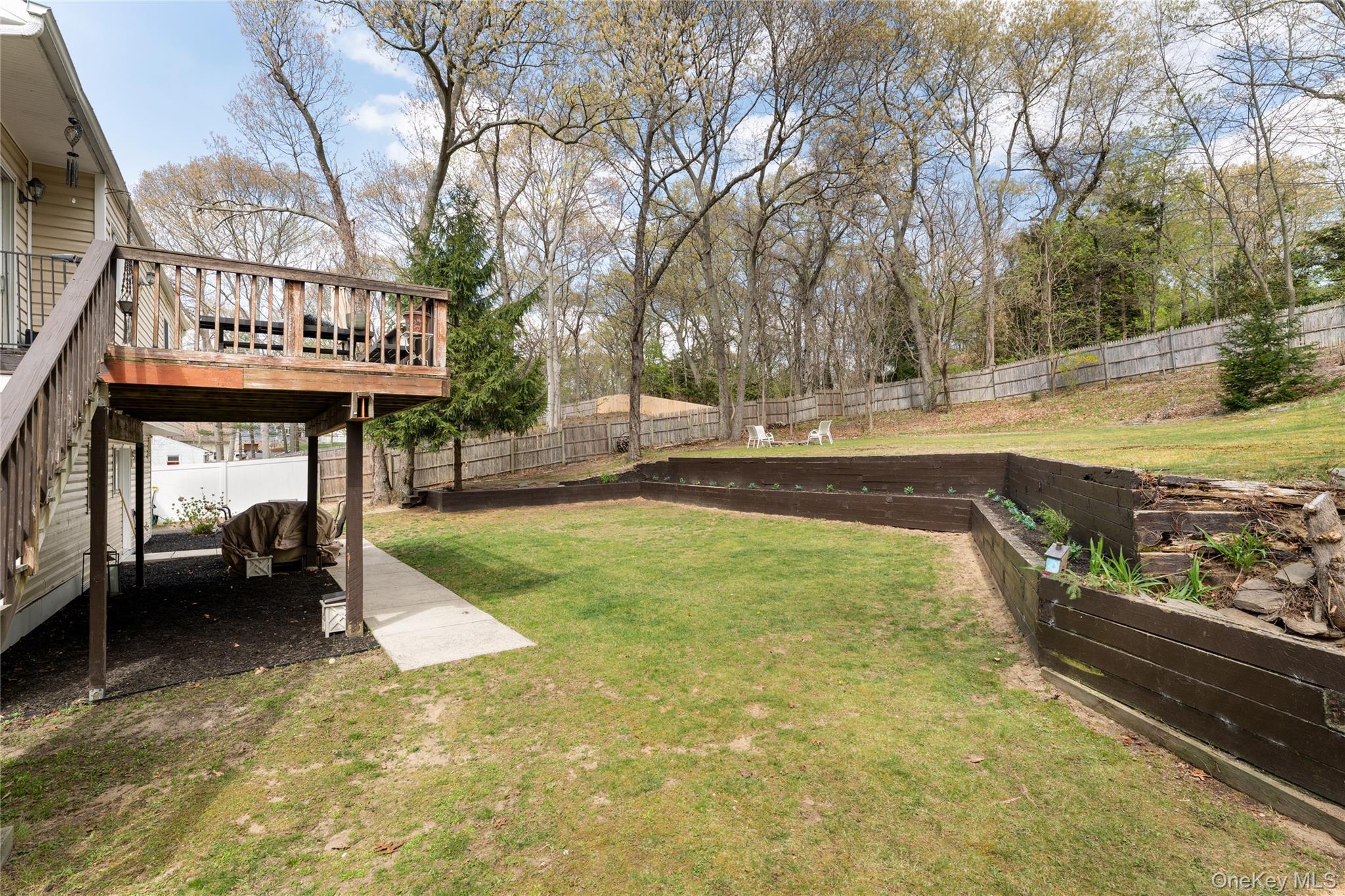 Single Family Meadow  Suffolk County, NY 11754, MLS-989141-10