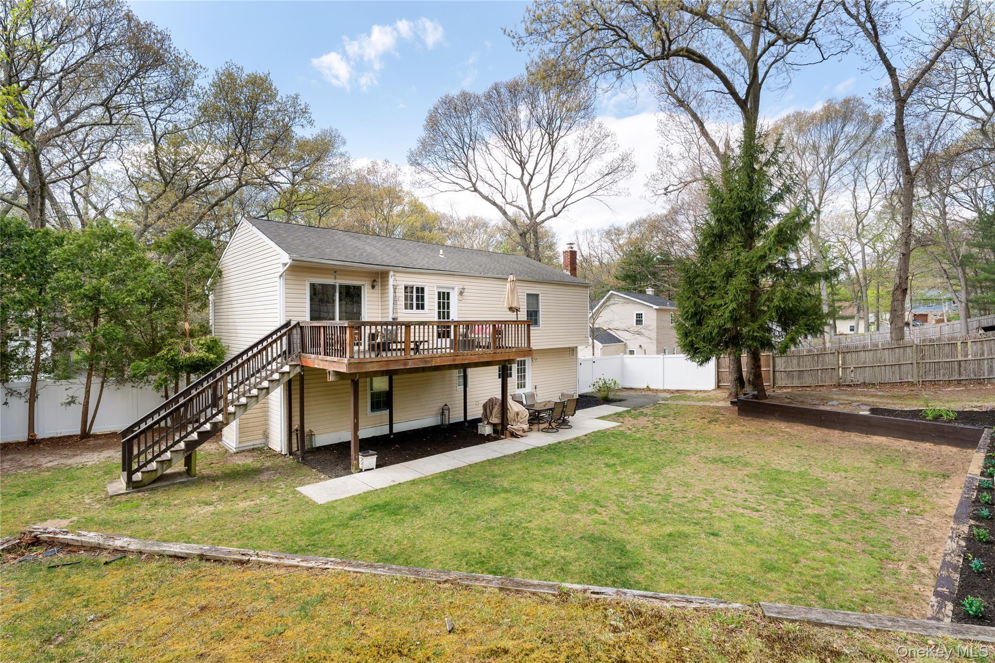 Single Family Meadow  Suffolk County, NY 11754, MLS-989141-14