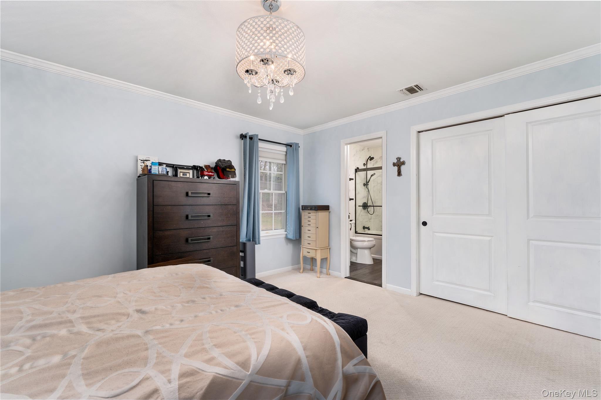 Single Family Meadow  Suffolk County, NY 11754, MLS-989141-31