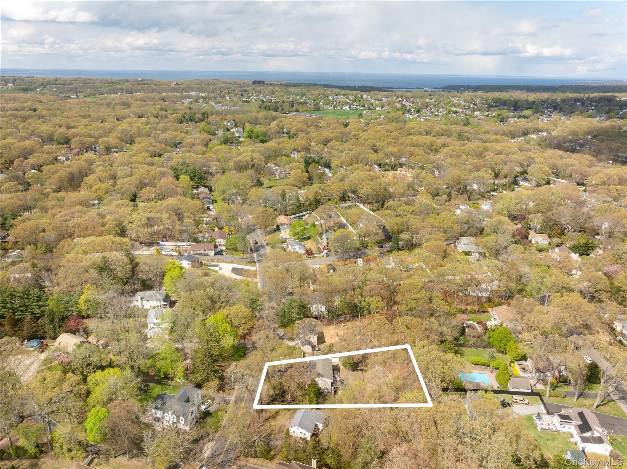 Single Family Meadow  Suffolk County, NY 11754, MLS-989141-4