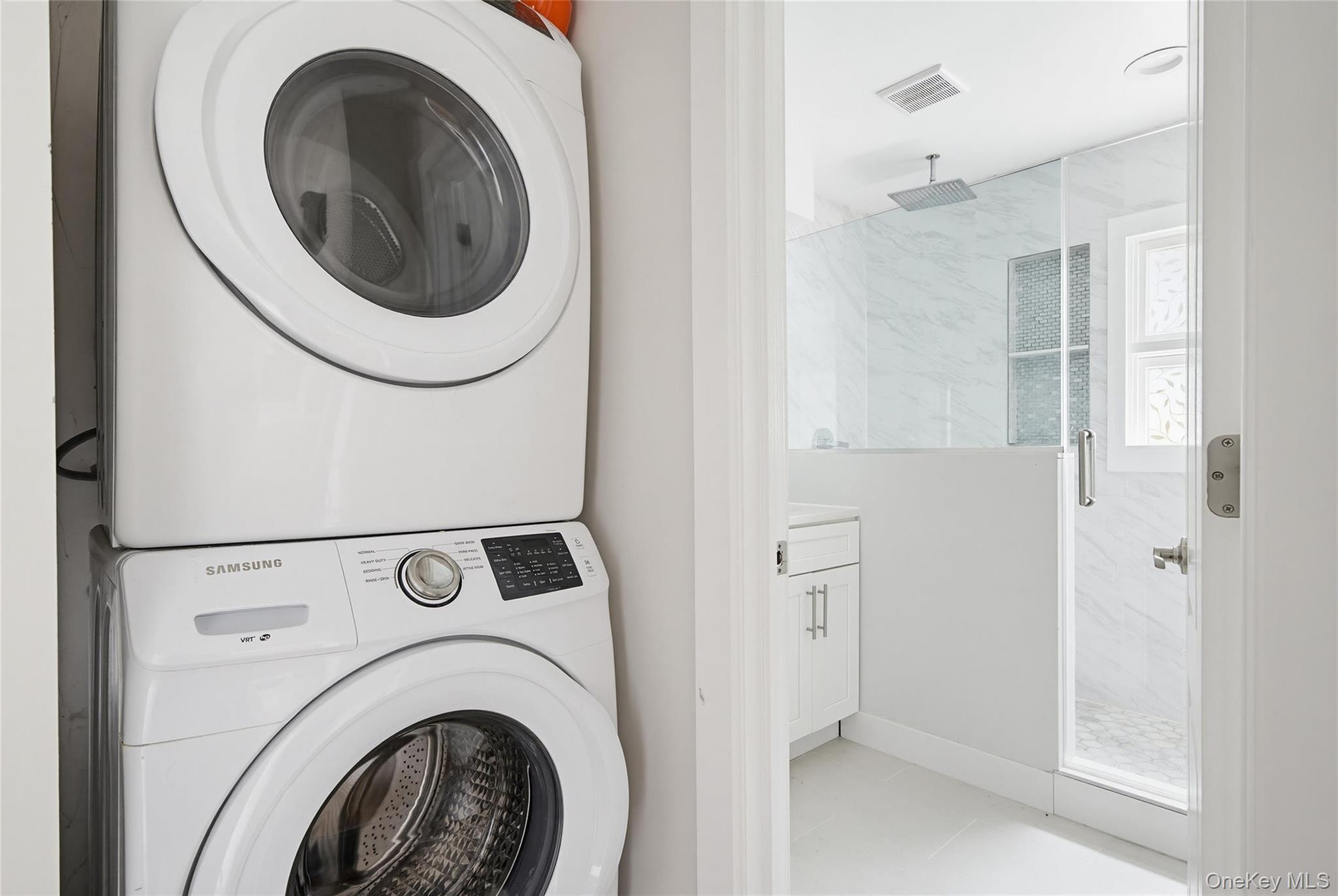 Single Family Marjorie  Sullivan County, NY 12701, MLS-989167-21