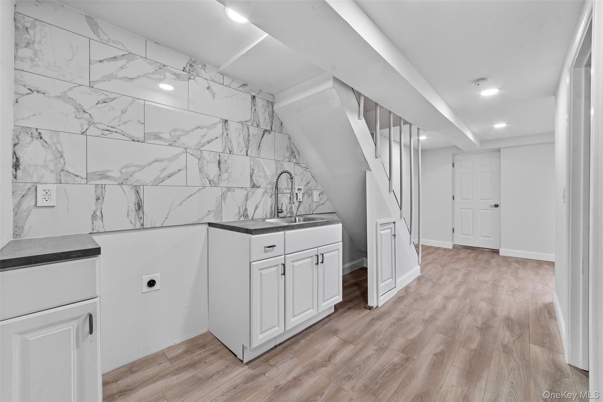 Single Family Grace  Bronx, NY 10466, MLS-989213-22