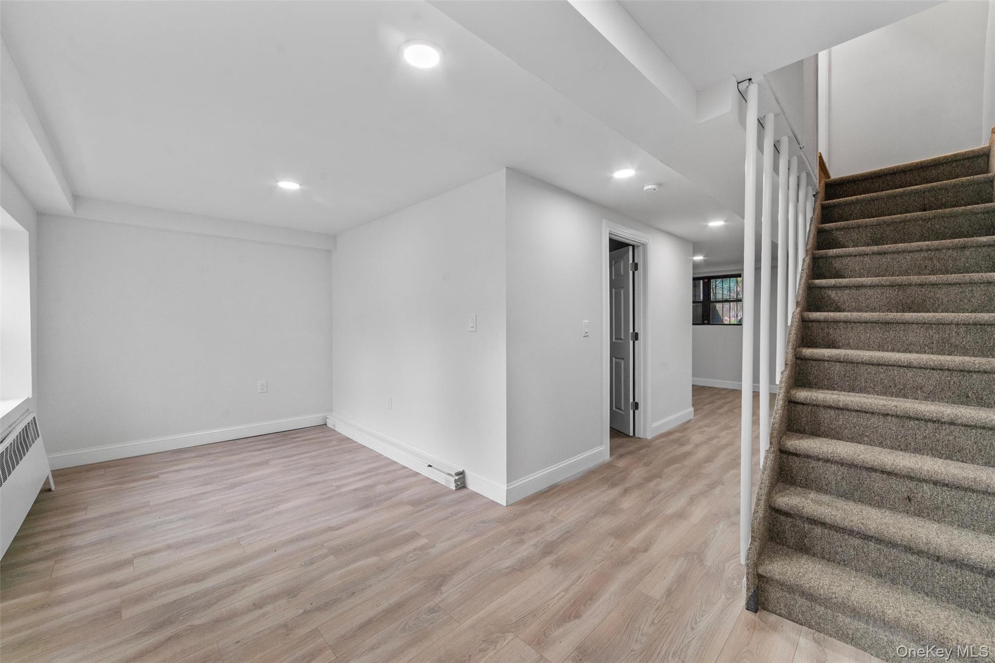 Single Family Grace  Bronx, NY 10466, MLS-989213-26